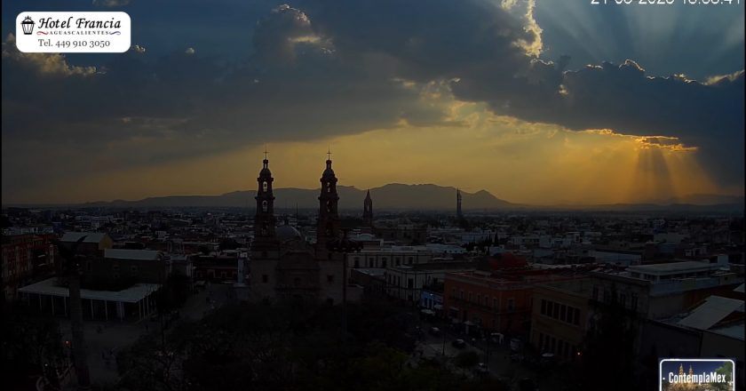 ⛈️ Atardecer del 21 de mayo de 2025 desde el Hotel Francia Aguascalientes