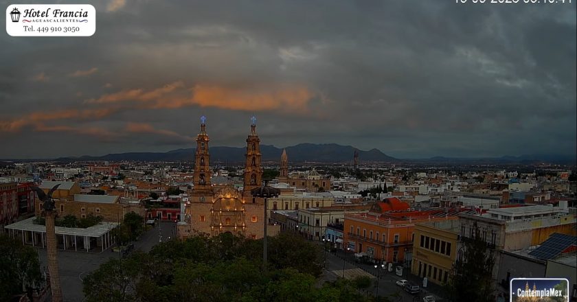 🎬 1 minuto · 1 amanecer del 16 de junio de 2025 desde el Hotel Francia Aguascalientes#1minuto1amanecer