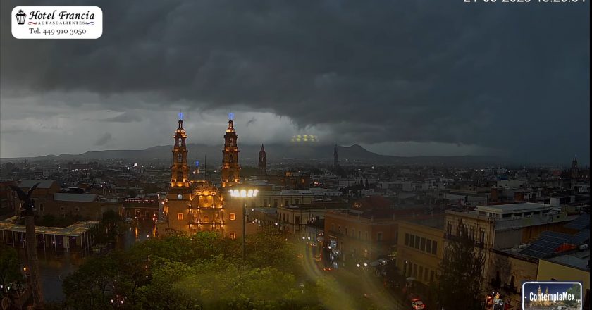 🎬 1 minuto · 1 atardecer del 21 de junio de 2025 desde el Hotel Francia Aguascalientes#1minuto1atardecer