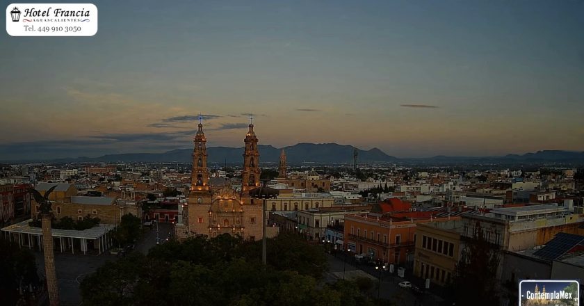 🎬 1 minuto · 1 amanecer del 9 de julio de 2025 desde el Hotel Francia Aguascalientes