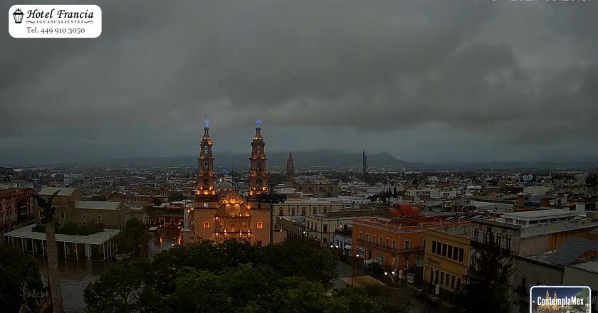 🎬 1 minuto · 1 amanecer del 11 de julio de 2025 desde el Hotel Francia Aguascalientes