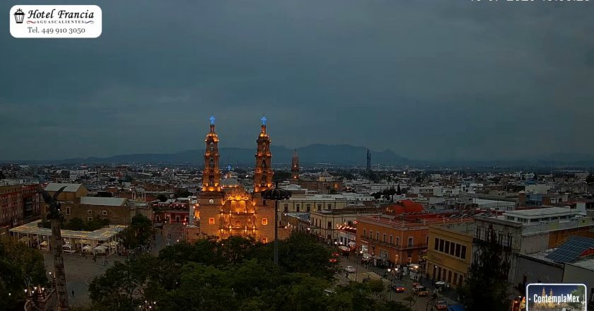 🎬 1 minuto · 1 atardecer del 18 de julio de 2025 desde el Hotel Francia Aguascalientes