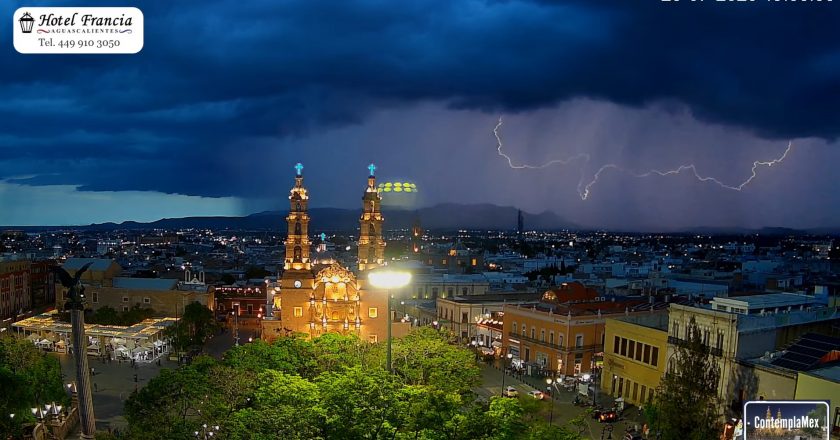 🎬 1 minuto · 1 atardecer del 20 de julio de 2025 desde el Hotel Francia Aguascalientes
