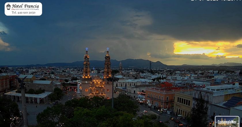 🎬 1 minuto · 1 atardecer del 21 de julio de 2025 desde el Hotel Francia Aguascalientes