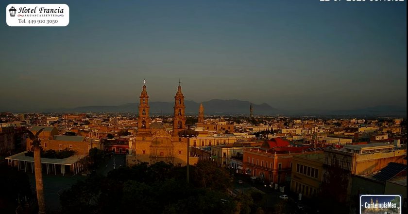 🎬 1 minuto · 1 amanecer del 22 de julio de 2025 desde el Hotel Francia Aguascalientes