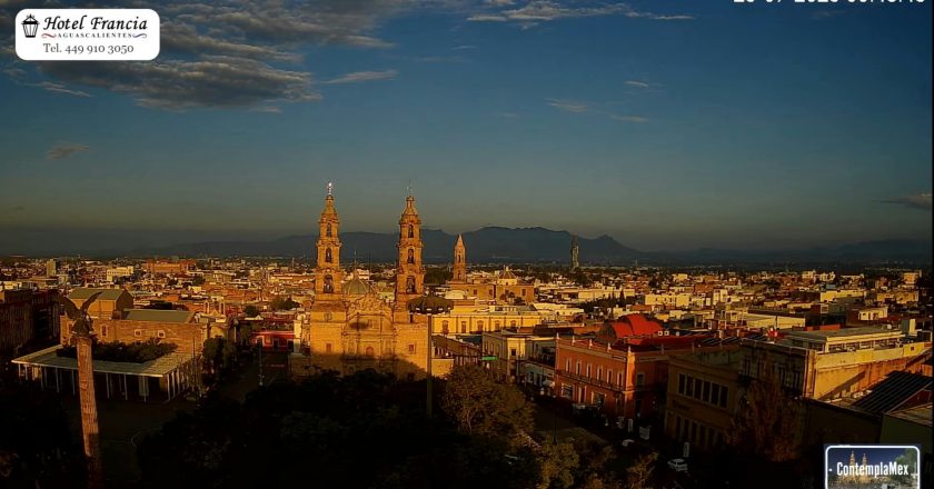 🎬 1 minuto · 1 amanecer del 23 de julio de 2025 desde el Hotel Francia Aguascalientes