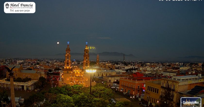 🎬 1 minuto · 1 amanecer del 09 de agosto de 2025 desde el Hotel Francia Aguascalientes