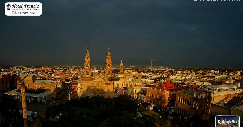 🎬 1 minuto · 1 amanecer del 12 de agosto de 2025 desde el Hotel Francia Aguascalientes