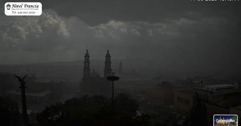 🎬 1 minuto · 1 atardecer del 11 de agosto de 2025 desde el Hotel Francia Aguascalientes