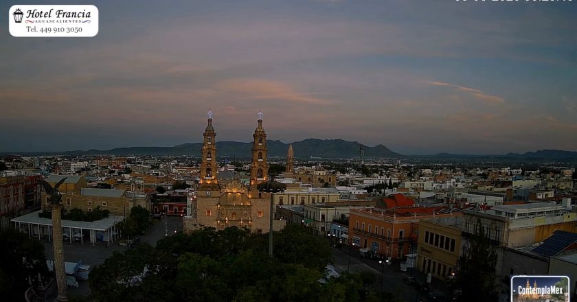 🎬 1 minuto · 1 amanecer del 03 de agosto de 2025 desde el Hotel Francia Aguascalientes