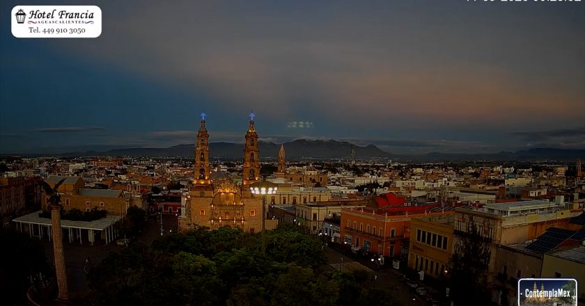 🎬 1 minuto · 1 amanecer del 11 de septiembre de 2025 desde el Hotel Francia Aguascalientes