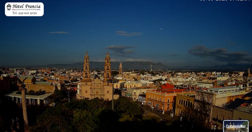🎬 1 minuto · 1 amanecer del 09 de septiembre de 2025 desde el Hotel Francia Aguascalientes