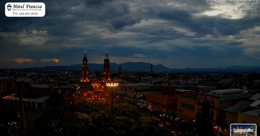 🎬 1 minuto · 1 atardecer del 04 de septiembre de 2025 desde el Hotel Francia Aguascalientes