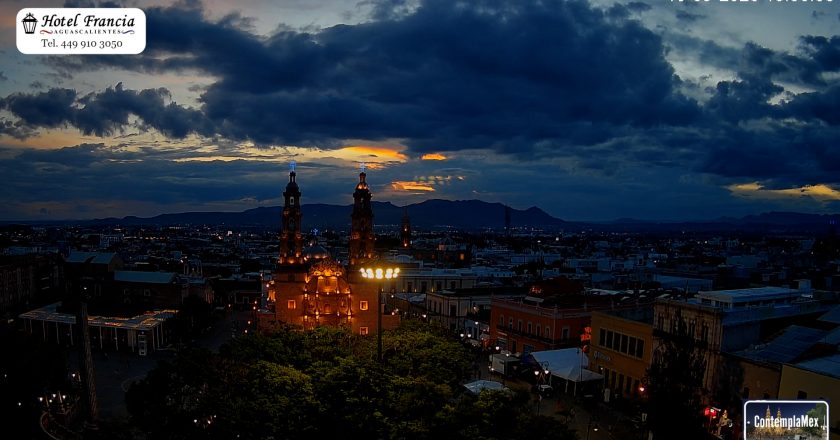 🎬 1 minuto · 1 atardecer del 16 de septiembre de 2025 desde el Hotel Francia Aguascalientes