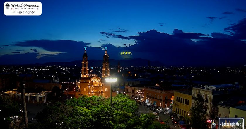 🎬 1 minuto · 1 atardecer del 19 de septiembre de 2025 desde el Hotel Francia Aguascalientes