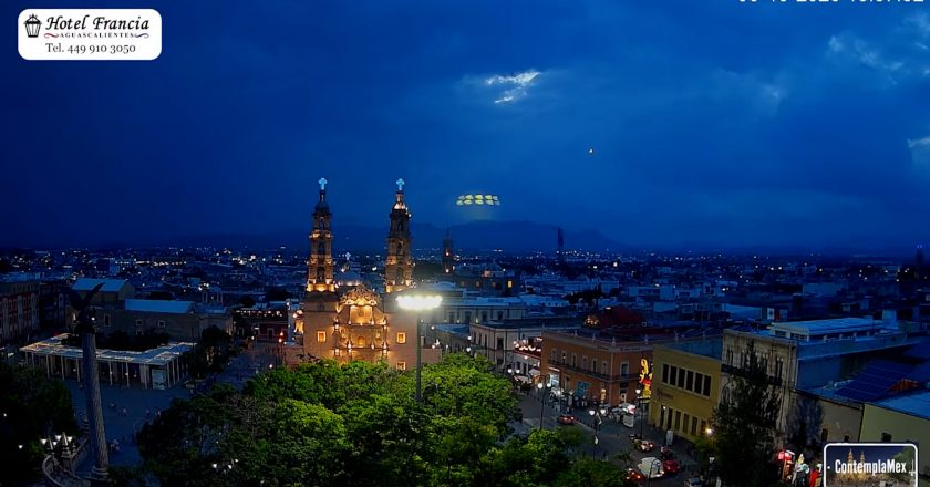 🎬 1 minuto · 1 atardecer del domingo 05 de octubre de 2025 desde el Hotel Francia Aguascalientes