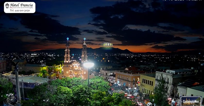 🎬 1 minuto · 1 atardecer del sábado 18 de octubre de 2025 desde el Hotel Francia Aguascalientes