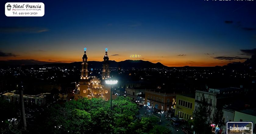 🎬 1 minuto · 1 atardecer del lunes 13 de octubre de 2025 desde el Hotel Francia Aguascalientes