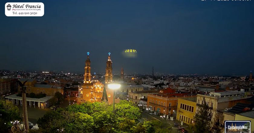 🎬 1 minuto · 1 amanecer del jueves 27 de noviembre de 2025 desde el Hotel Francia Aguascalientes