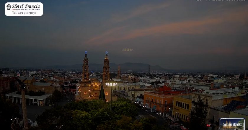 🎬 1 minuto · 1 amanecer del sábado 29 de noviembre de 2025 desde el Hotel Francia Aguascalientes