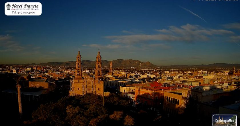 🎬 1 minuto · 1 amanecer del martes 11 de noviembre de 2025 desde el Hotel Francia Aguascalientes