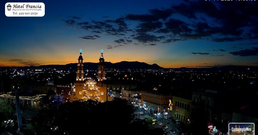 🎬 1 minuto · 1 atardecer del sábado 01 de noviembre de 2025 desde el Hotel Francia Aguascalientes