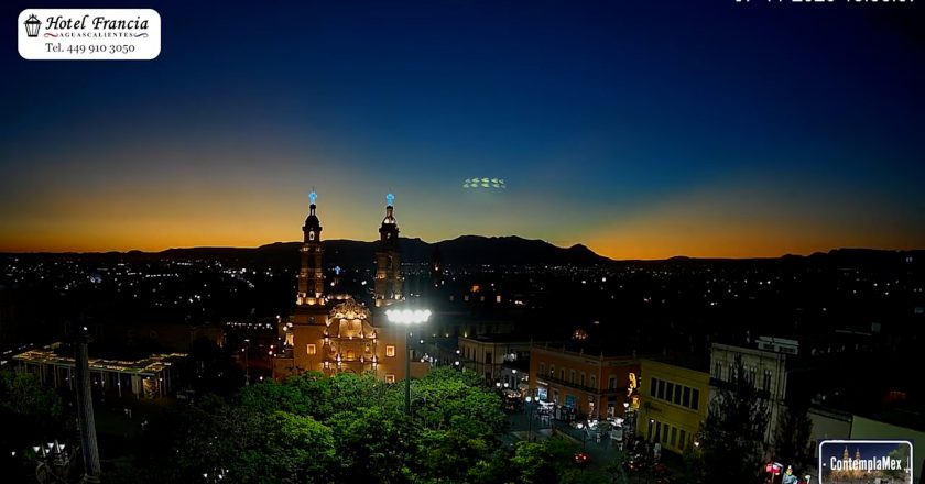 🎬 1 minuto · 1 atardecer del viernes 07 de noviembre de 2025 desde el Hotel Francia Aguascalientes
