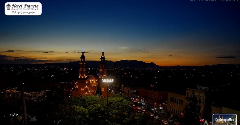 🎬 1 minuto · 1 atardecer del sábado 29 de noviembre de 2025 desde el Hotel Francia Aguascalientes