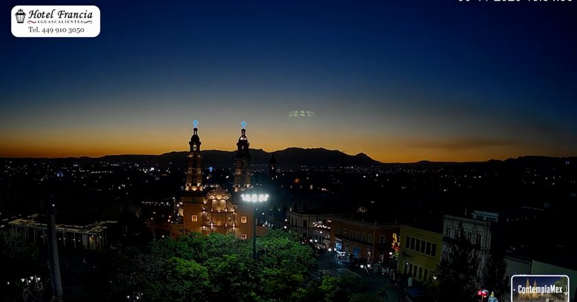 🎬 1 minuto · 1 atardecer del jueves 06 de noviembre de 2025 desde el Hotel Francia Aguascalientes