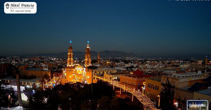 🎬 1 minuto · 1 amanecer del miércoles 17 de diciembre de 2025 desde el Hotel Francia Aguascalientes