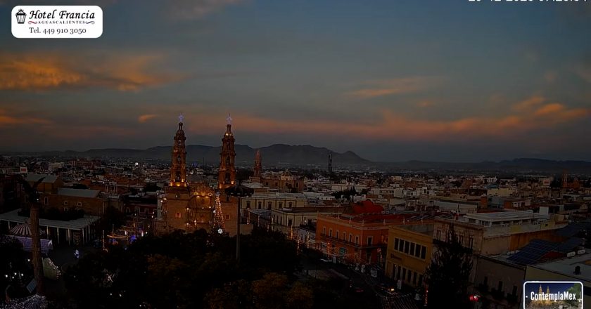 🎬 1 minuto · 1 amanecer del lunes 29 de diciembre de 2025 desde el Hotel Francia Aguascalientes