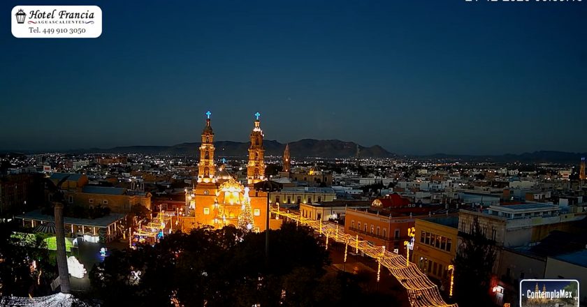 🎬 1 minuto · 1 amanecer del domingo 21 de diciembre de 2025 desde el Hotel Francia Aguascalientes