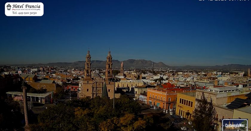 🎬 1 minuto · 1 amanecer del viernes 26 de diciembre de 2025 desde el Hotel Francia Aguascalientes