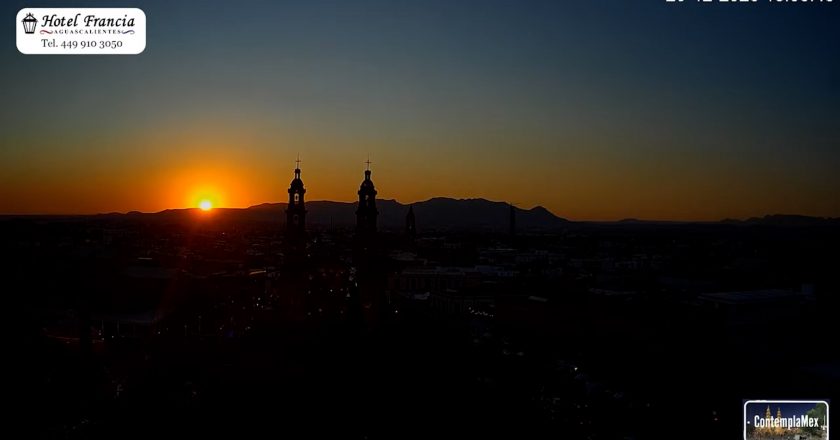 🎬 1 minuto · 1 atardecer del sábado 20 de diciembre de 2025 desde el Hotel Francia Aguascalientes