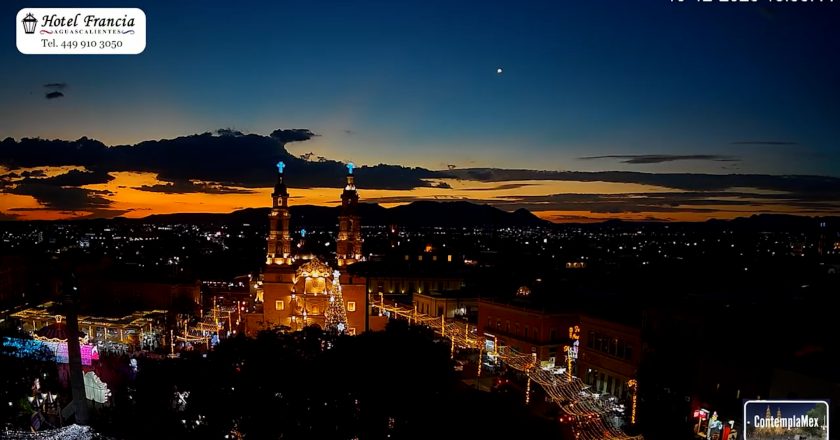 🎬 1 minuto · 1 atardecer del martes 16 de diciembre de 2025 desde el Hotel Francia Aguascalientes