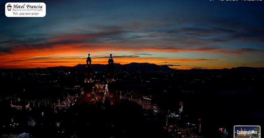 🎬 1 minuto · 1 atardecer del domingo 07 de diciembre de 2025 desde el Hotel Francia Aguascalientes