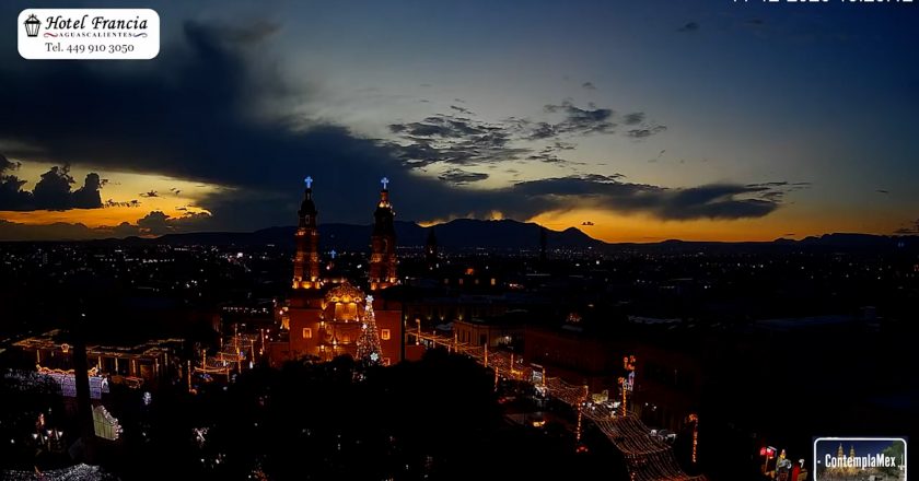🎬 1 minuto · 1 atardecer del jueves 11 de diciembre de 2025 desde el Hotel Francia Aguascalientes