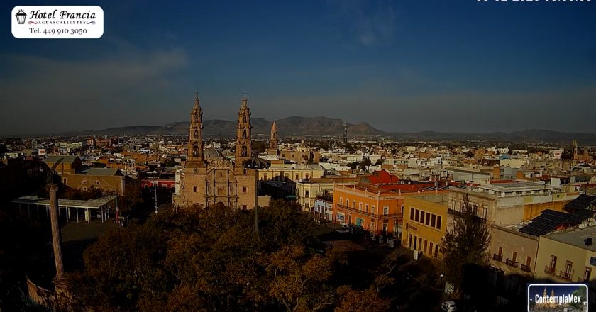 🎬 1 minuto · 1 amanecer del domingo 08 de febrero de 2026 desde el Hotel Francia Aguascalientes