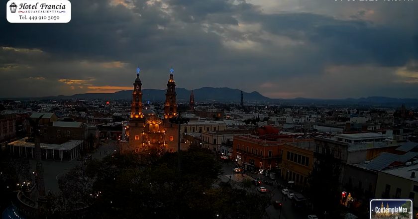 🎬 1 minuto · 1 atardecer del miércoles 04 de marzo de 2026 desde el Hotel Francia Aguascalientes