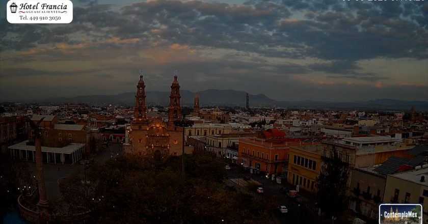 🎬 1 minuto · 1 amanecer del jueves 05 de marzo de 2026 desde el Hotel Francia Aguascalientes
