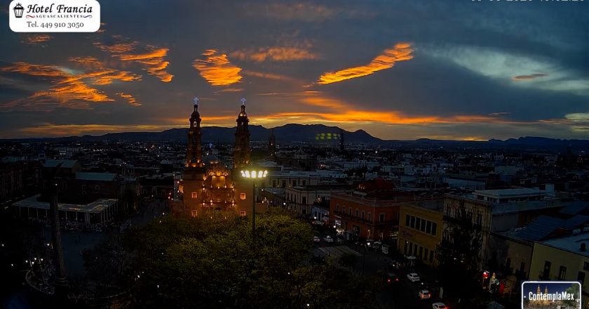 🎬 1 minuto · 1 atardecer del lunes 09 de marzo de 2026 desde el Hotel Francia Aguascalientes