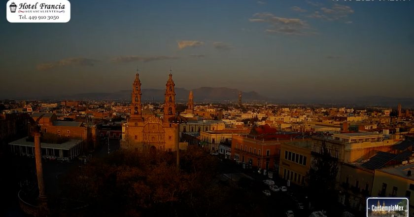 🎬 1 minuto · 1 amanecer del viernes 13 de marzo de 2026 desde el Hotel Francia Aguascalientes