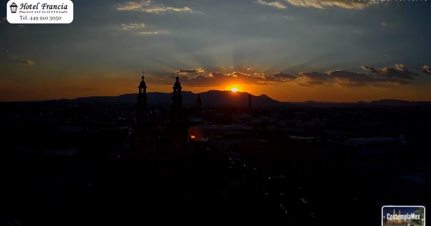 🎬 1 minuto · 1 atardecer del sábado 14 de marzo de 2026 desde el Hotel Francia Aguascalientes