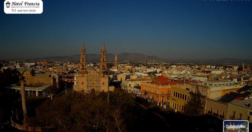 🎬 1 minuto · 1 amanecer del domingo 15 de marzo de 2026 desde el Hotel Francia Aguascalientes