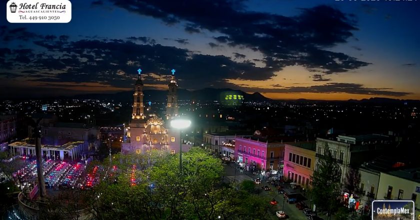 🎬 1 minuto · 1 atardecer del viernes 20 de marzo de 2026 desde el Hotel Francia Aguascalientes