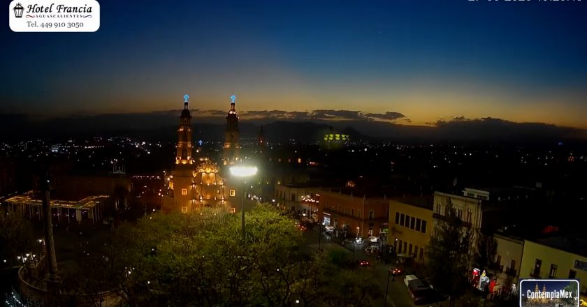 🎬 1 minuto · 1 atardecer del viernes 27 de marzo de 2026 desde el Hotel Francia Aguascalientes