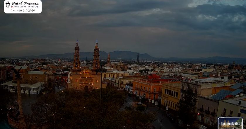 🎬 1 minuto · 1 amanecer del lunes 30 de marzo de 2026 desde el Hotel Francia Aguascalientes