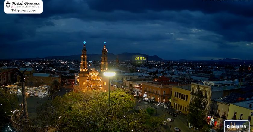 🎬 1 minuto · 1 atardecer del lunes 30 de marzo de 2026 desde el Hotel Francia Aguascalientes