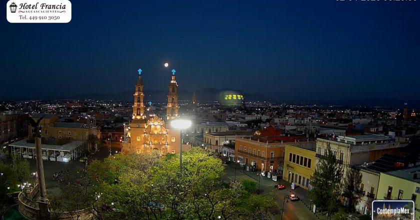🎬 1 minuto · 1 amanecer del Jueves 02 de Abril de 2026 desde el Hotel Francia Aguascalientes