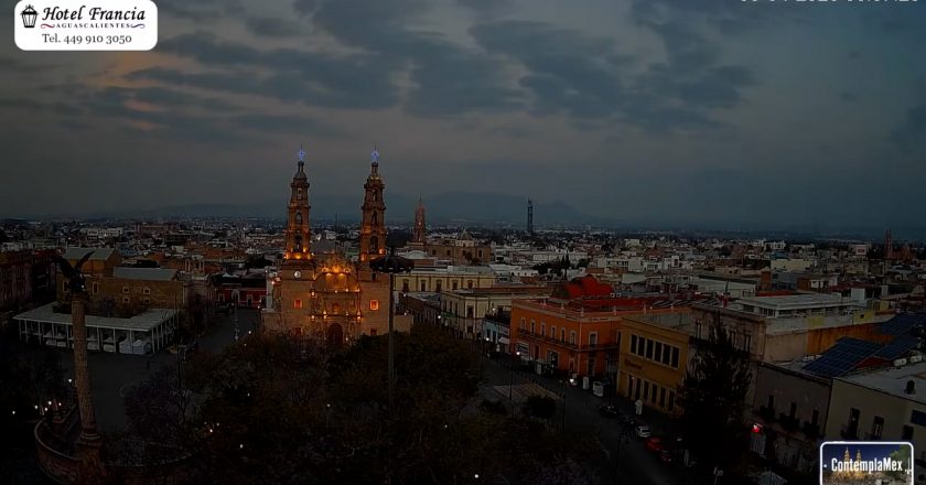 🎬 1 minuto · 1 atardecer del Domingo 05 de Abril de 2026 desde el Hotel Francia Aguascalientes